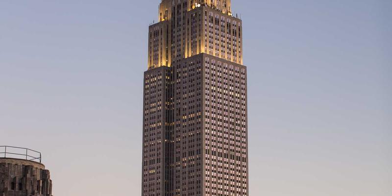 告别热压罐：量产时代下，复合材料壳体制造如何通过快速固化工艺实现成本与性能的平衡？